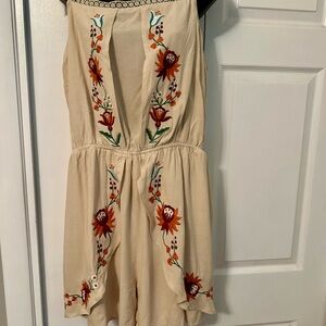 DAVI & DANI Cream Boho Romper – NWT, Size 1X